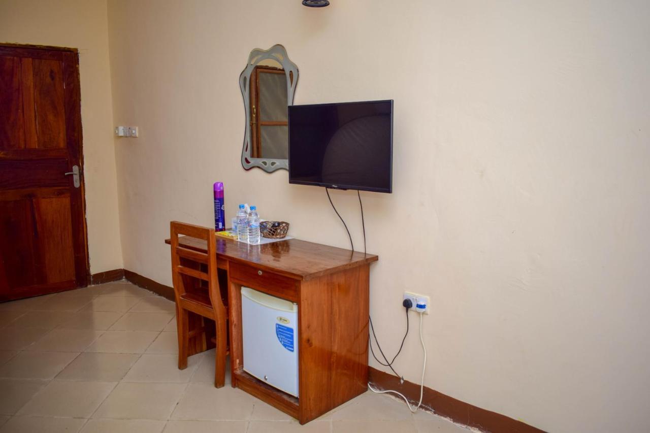 Amaan Ocean Hotel Kihinani Bububu Exterior foto
